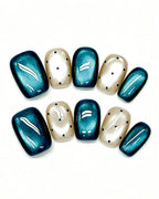 Oceanic Muse | Oceanic Muse | Teal Cat-Eye Polka Dot Nails