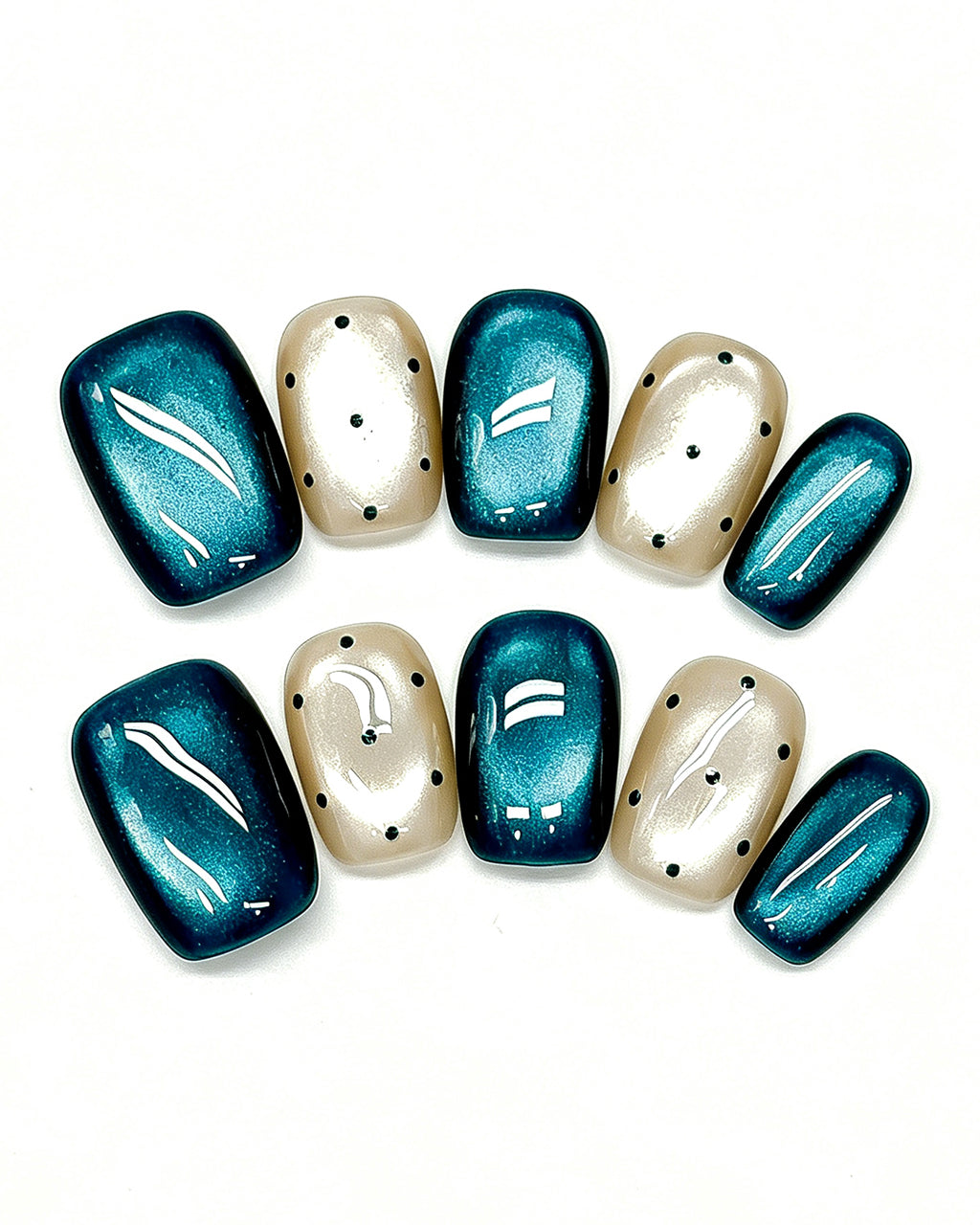 Oceanic Muse | Oceanic Muse | Teal Cat-Eye Polka Dot Nails