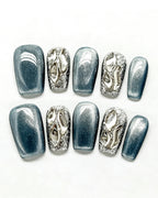 Molten Silver Chrome Cat-Eye Nails | Handmade