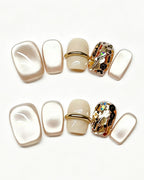 Soft & Versatile | Handcrafted Pearl Cat-Eye & 3D Gold Accent Press-On Nails