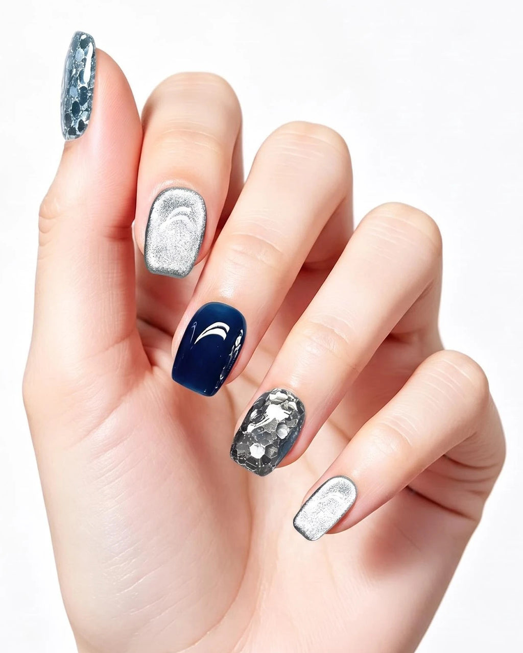 Blue Ocean | Handcrafted Navy Cat-Eye & Silver Flake Press-On Nails