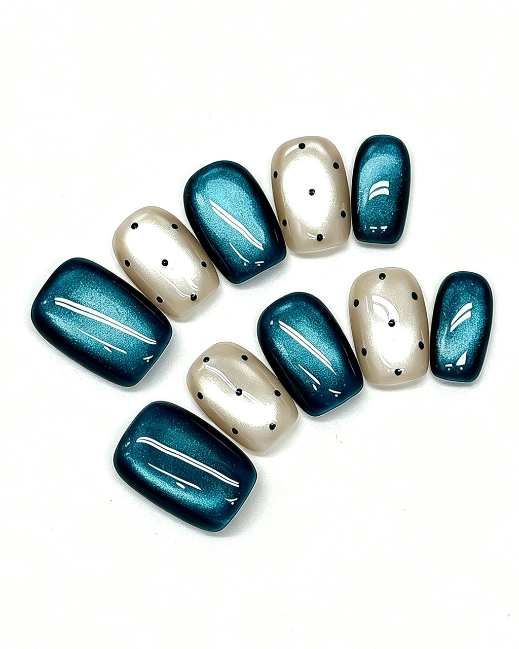 Oceanic Muse | Oceanic Muse | Teal Cat-Eye Polka Dot Nails