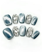 Molten Silver Chrome Cat-Eye Nails | Handmade