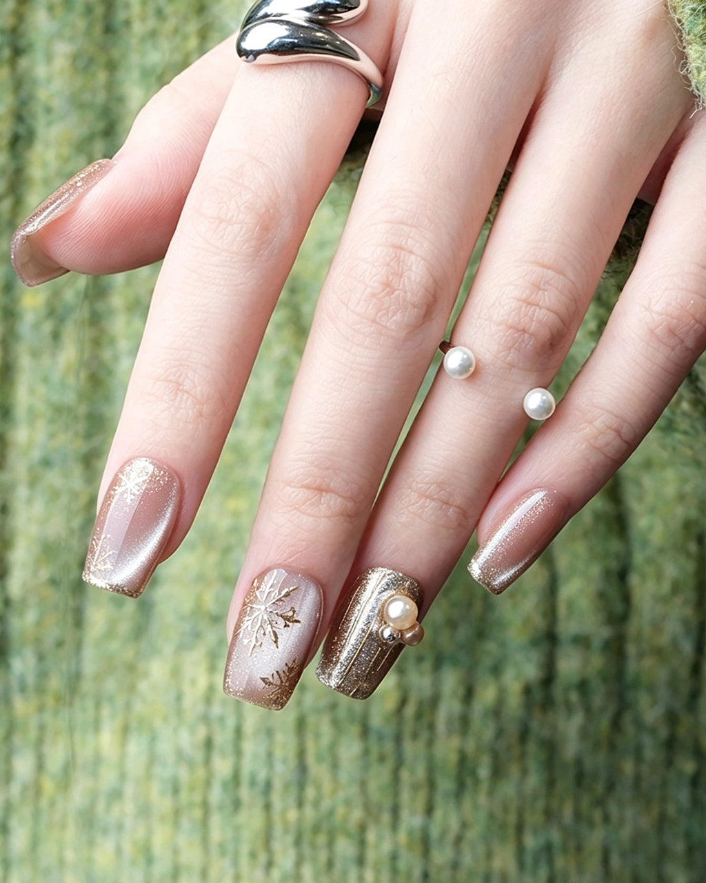 Champagne Gold Cat Eye Press On Nails - Starburst Fireworks