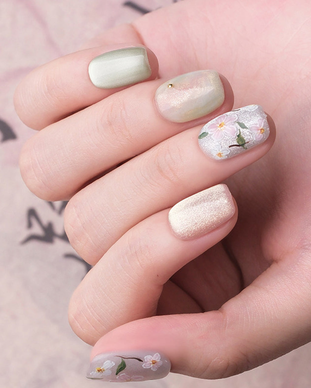 Jasmine Peach | Hand-Painted Floral & Cat Eye Press-On Nails